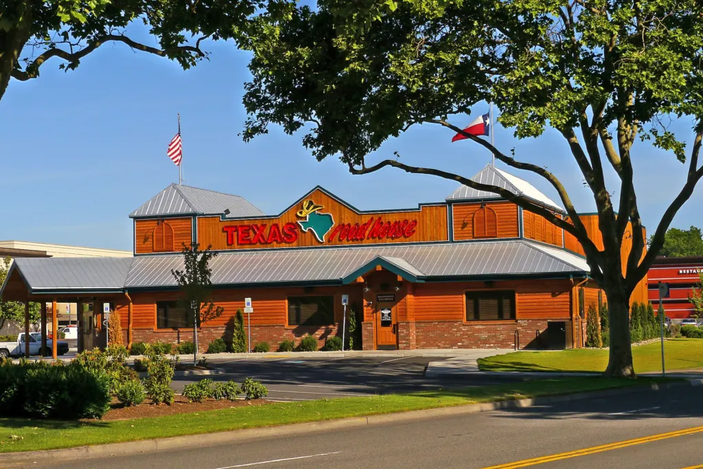 Exterior of a Texas Roadhouse restaurant building (not the Forsyth, Illinois, location)