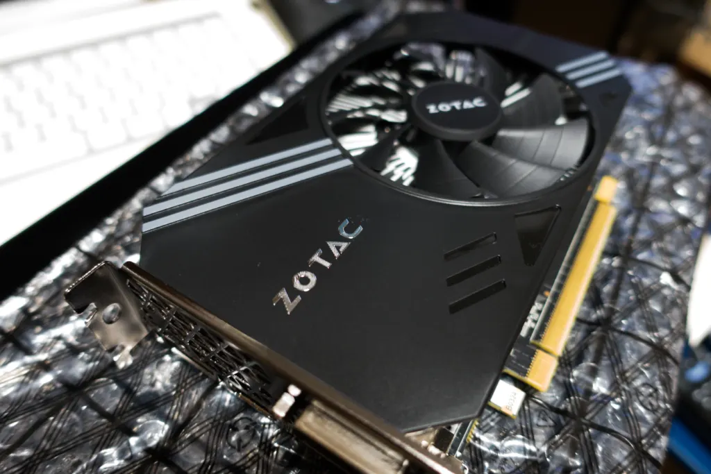 A single-fan Zotac GeForce GTX 1060 6GB graphics card, the minimum PC graphics card Keen lists for Enshrouded