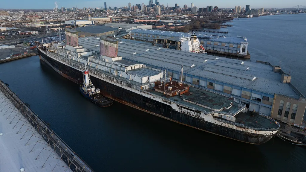 The stern of the SS United States before it was towed out of Philadelphia